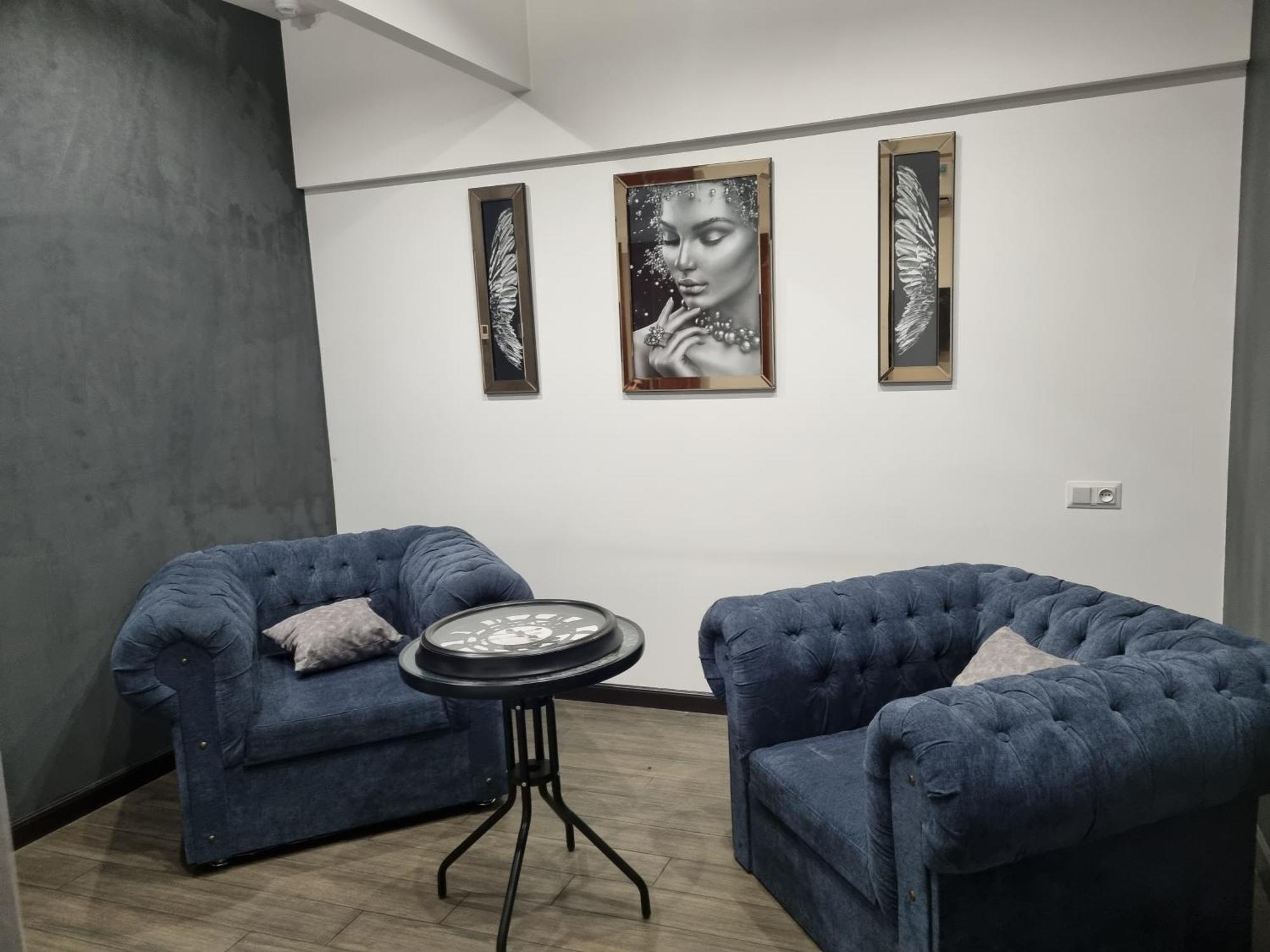 Day Inn Hotel Yerevan Bagian luar foto